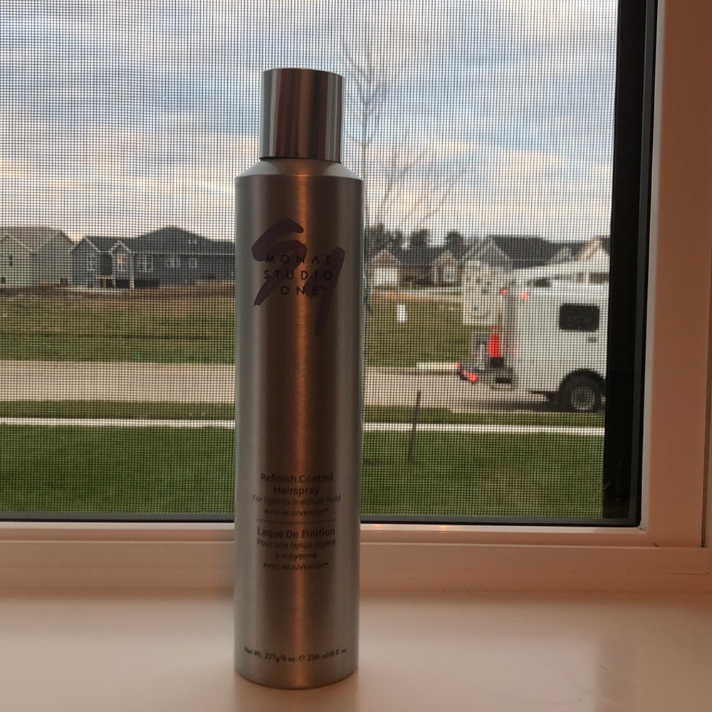 Monat refinish control hairspray